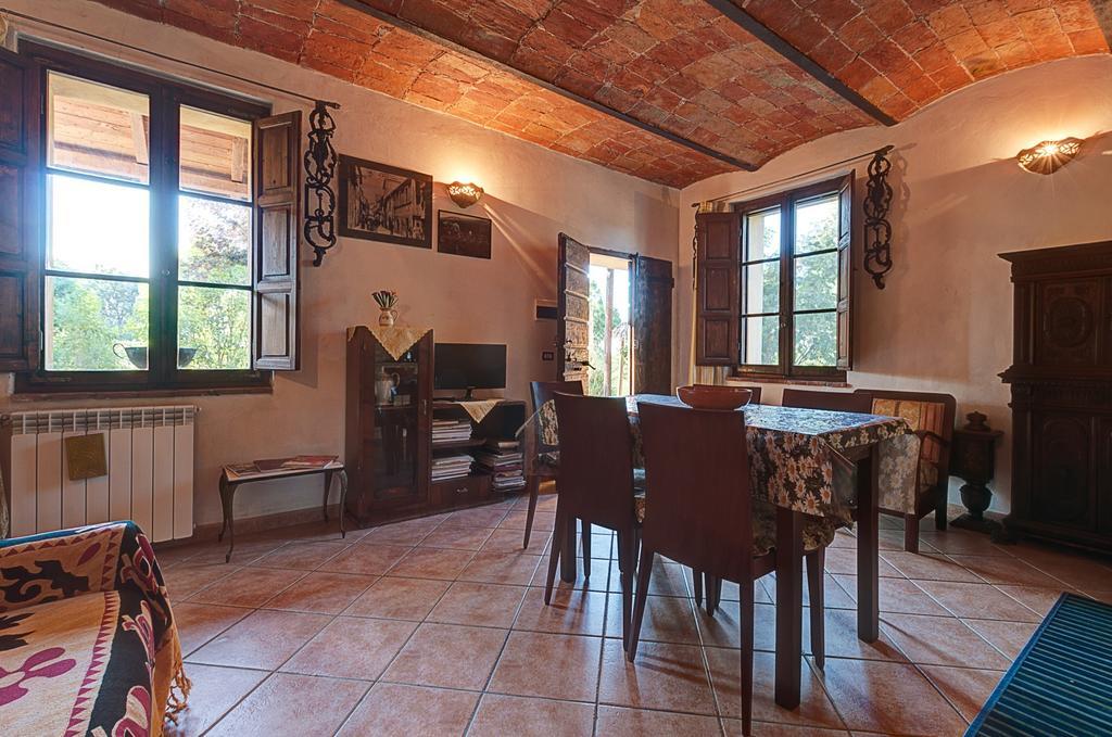 Appartamenti Alcantara E Damasco Abbadia di Montepulciano Zimmer foto