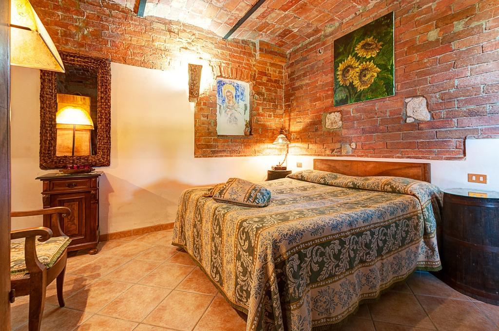 Appartamenti Alcantara E Damasco Abbadia di Montepulciano Zimmer foto