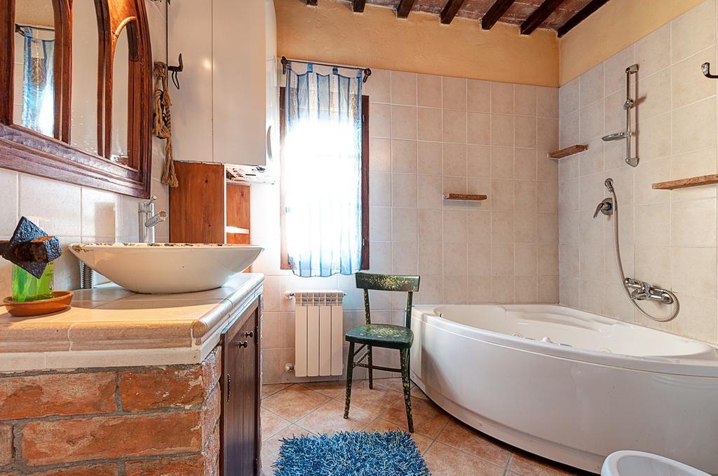 Appartamenti Alcantara E Damasco Abbadia di Montepulciano Zimmer foto