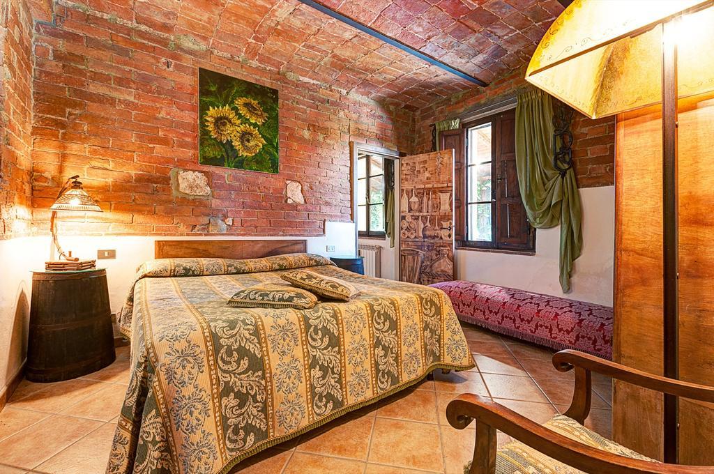 Appartamenti Alcantara E Damasco Abbadia di Montepulciano Zimmer foto